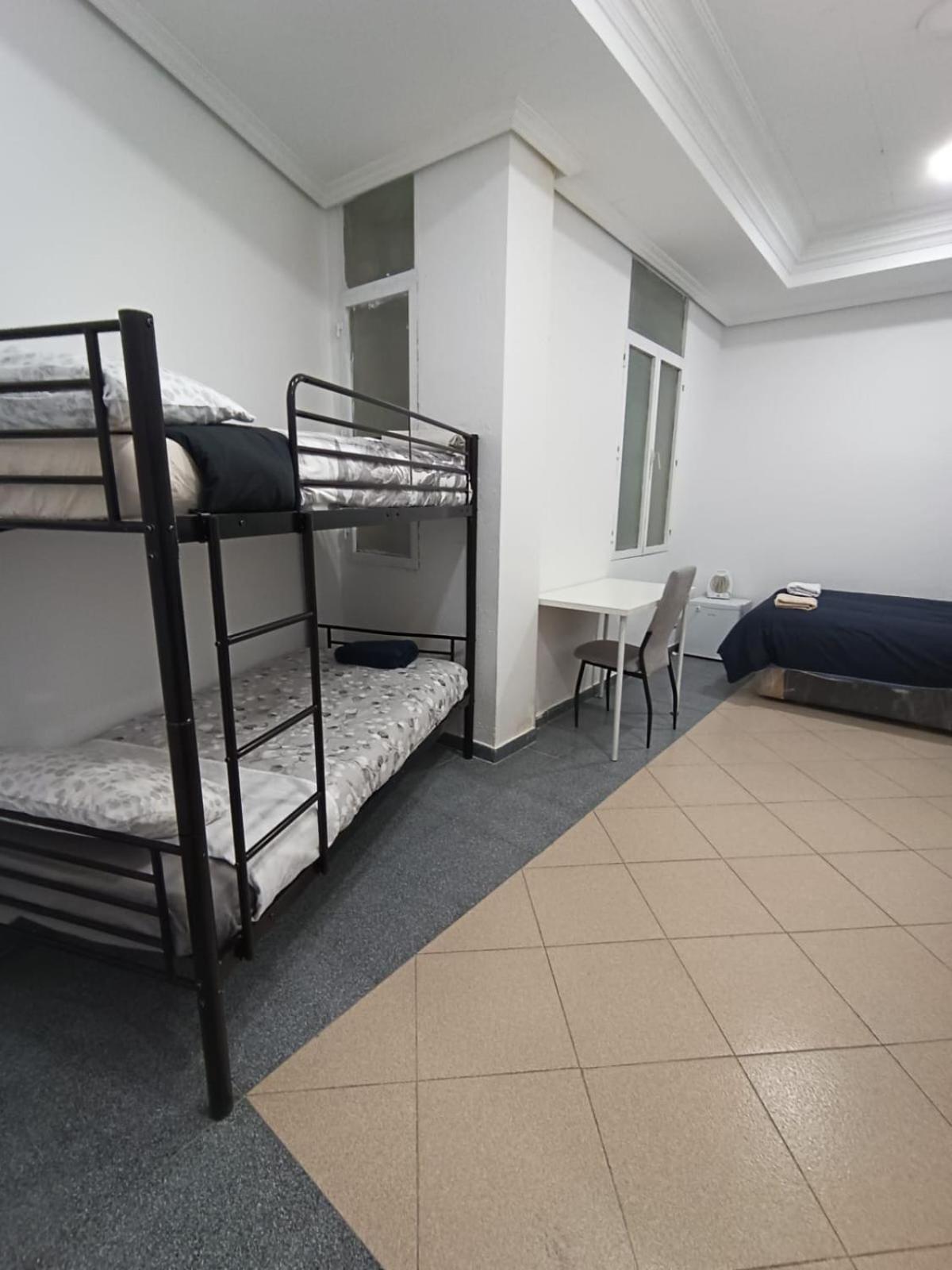 Scrapboooking Hotel Madrid Eksteriør billede
